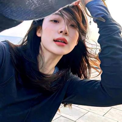 在希望的田野上海报