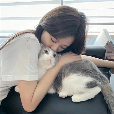 亲爱的小美人鱼海报